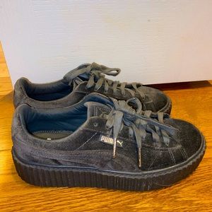 Rihanna’s puma creeper velvet. Never worn/like new